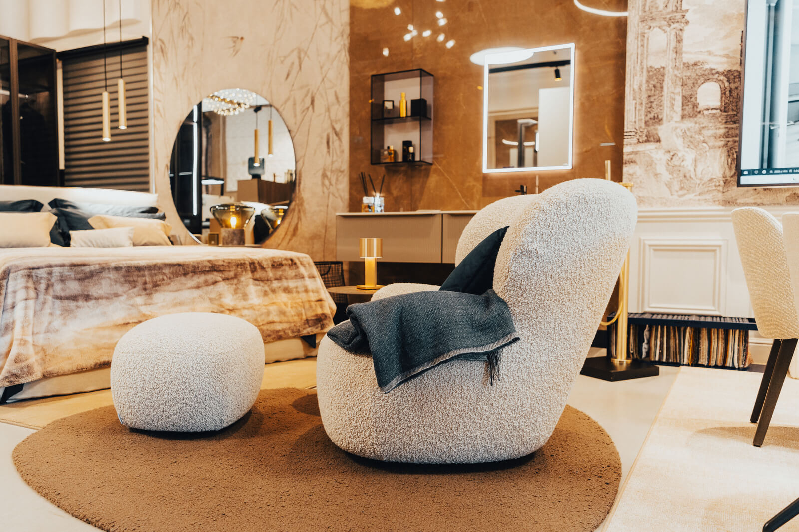 Gepolsterter Designsessel